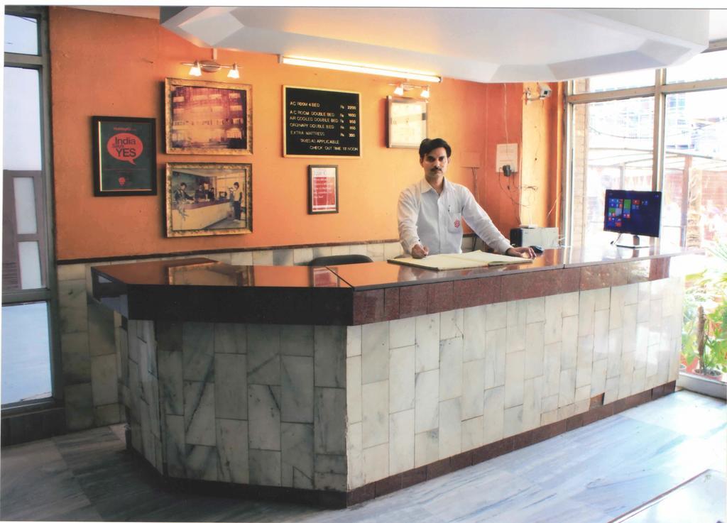 Hotel Mansarover International Haridwār Exterior foto